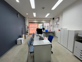 店内1