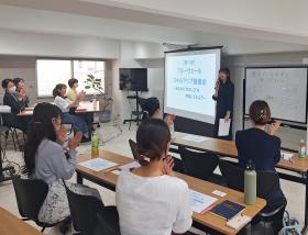 勉強会を随時行っています