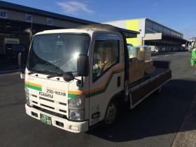 2t平ボディー車