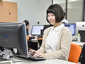 女性エンジニア