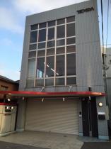 社屋