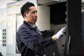 株式会社辻本鉄工所