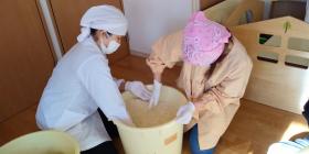年に一度　みそ作りをしています