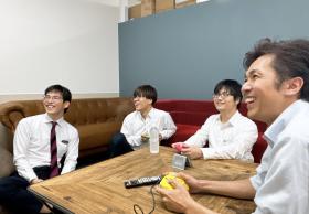 業後にゲーム大会も!