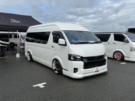 フェスへの出展シーン一部です。